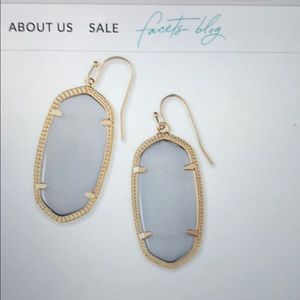Kendra Scott Elle earrings in slate cars eye